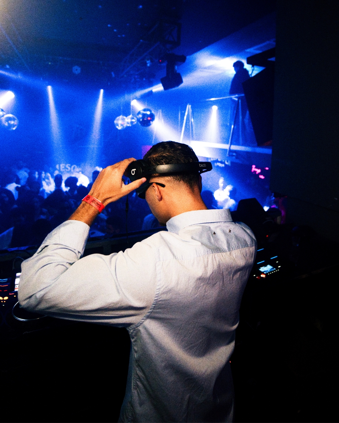 SOCIAL 03
